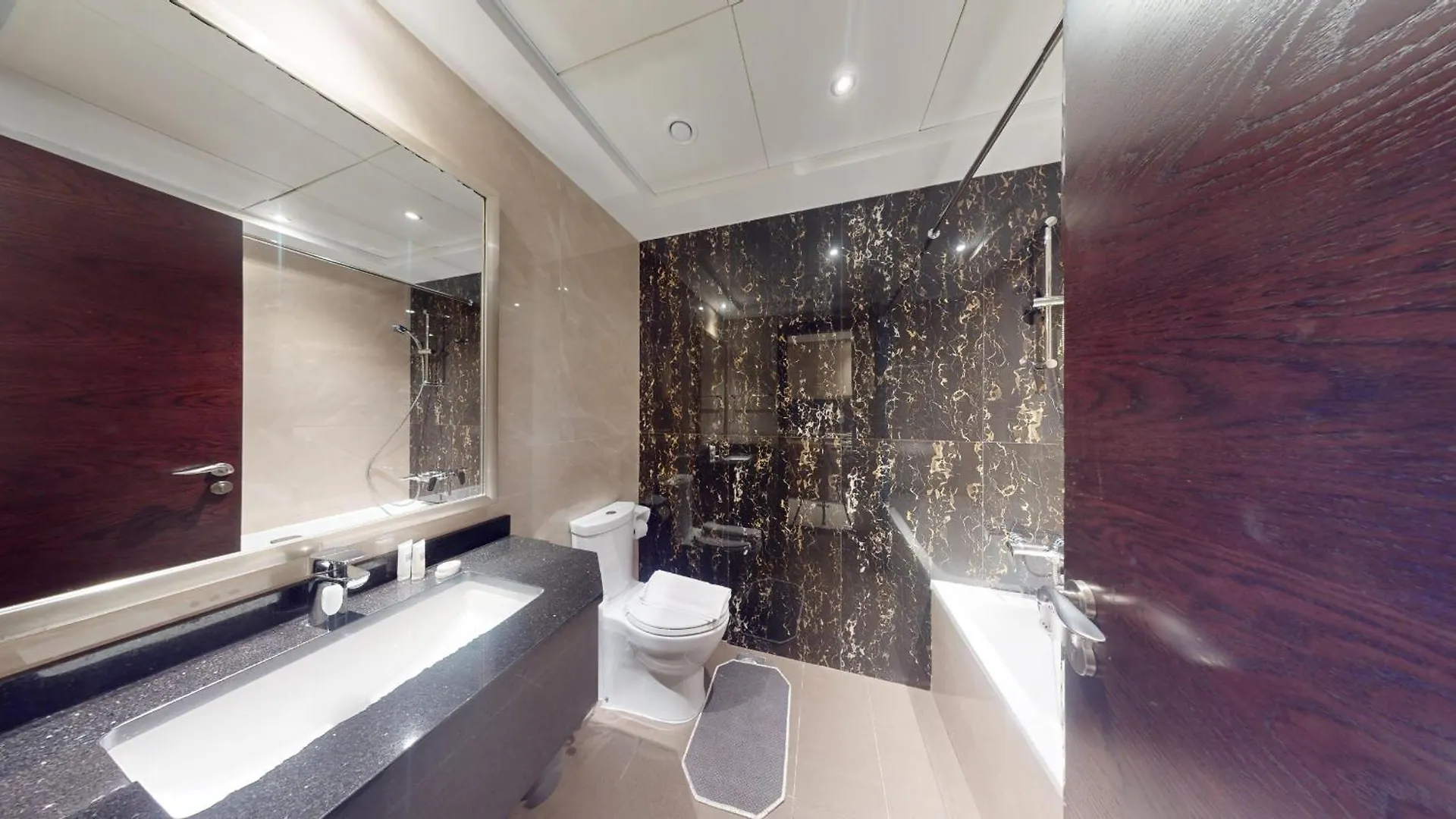 Primestay - Canal View Studio In Elite Downtown Dubai Apartment